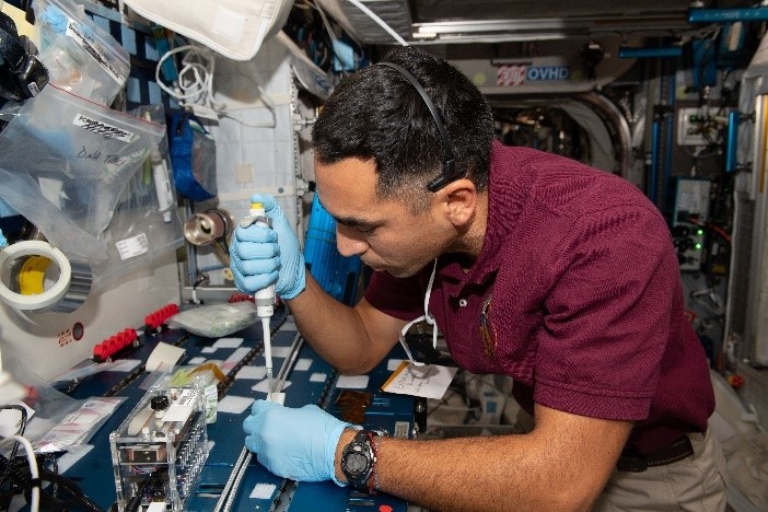 NASA Astronaut Raja Chari performs the NASA JSC swab-to-sequencer method on board the ISS ©NASA 